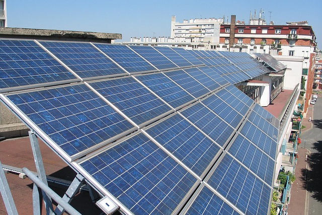 太陽光パネルの組立業者である【村田技建】は整備・工事・取り付け・メンテナンスまで全力サポート